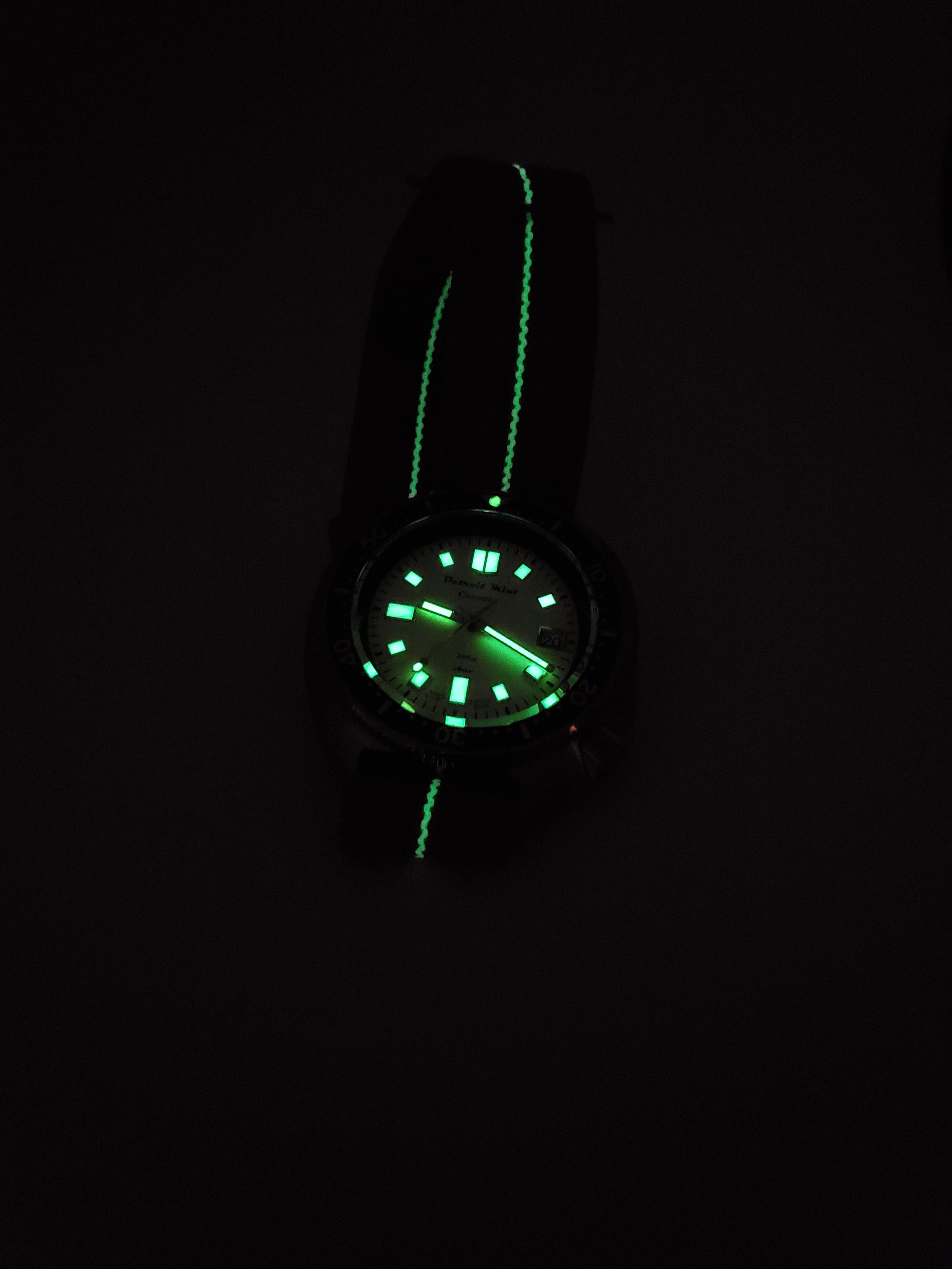 Khaki Paratrooper Lumed watch strap 20mm | Detroit Mint