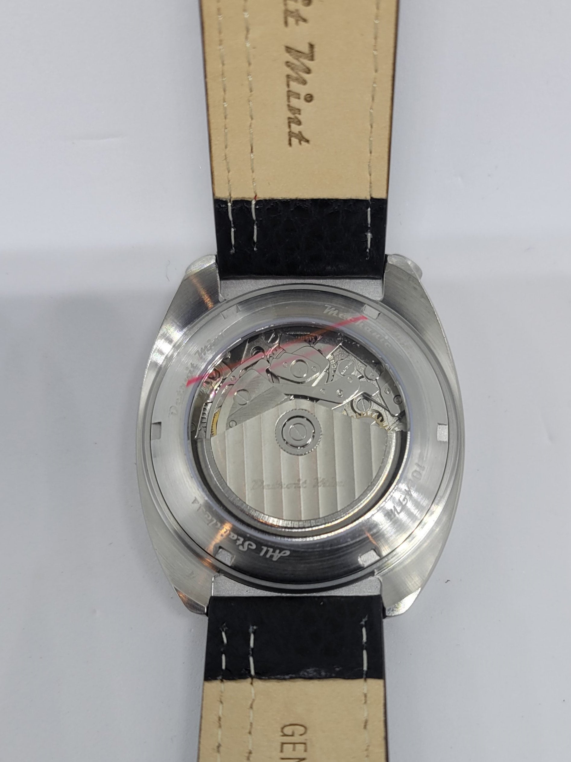 アンティークニードルポイントオツトマン Detroit Mint Mechanic Automatic Bullhead Chronograph Silver Panda